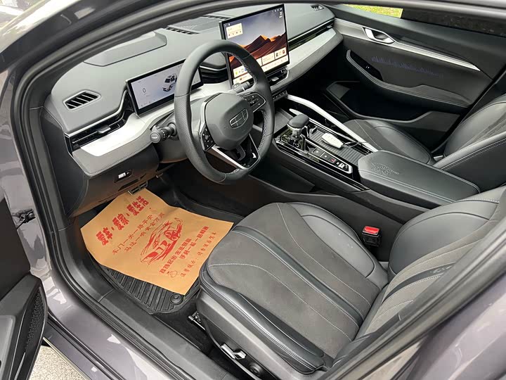 Geely Preface 2025 2025款 东方曜 2.0TD 望月版