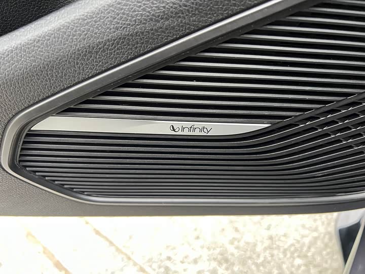 Geely Preface 2025 2025款 东方曜 2.0TD 望月版