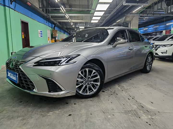 Lexus ES 2025 2025款 200 臻享版