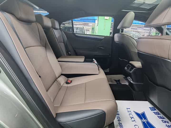 Lexus ES 2025 2025款 200 臻享版