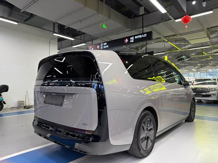 LiXiang Mega 2024 2024款 Ultra