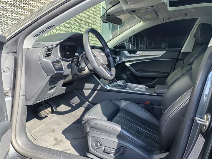 Audi A7 2024 2024款 45 TFSI 臻选型