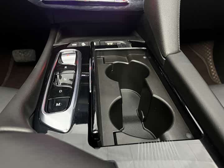 Buick Enclave 2022 2022款 652T 四驱尊享旗舰型 6座