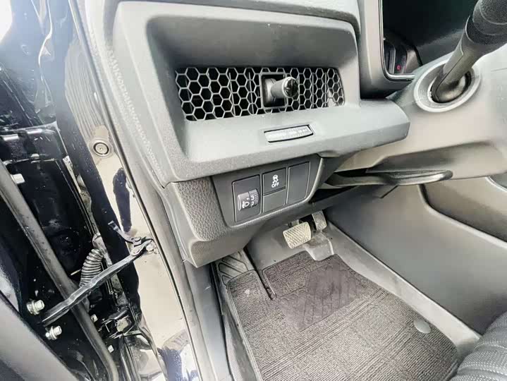 Honda Breeze 2025 2025款 240TURBO 两驱豪华版 5座