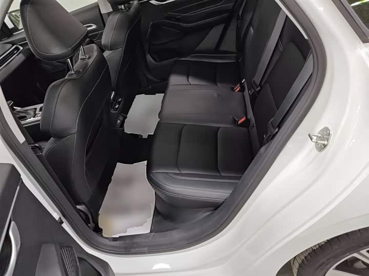 Geely Emgrand 2025 2025款 第4代 1.5L CVT尊贵型