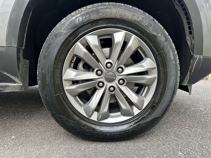 Maxus D90 Pro 2021 2021款 2.0T 柴油四驱畅享版 5座