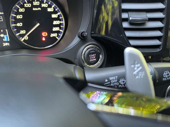 Mitsubishi Outlander 2021 2021款 2.4L 四驱致享版 7座