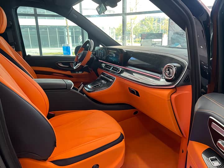 Mercedes-Benz Vito 2024 2024款 2.0T 商务版 7座