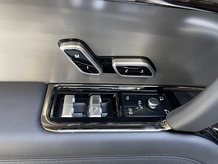 Land Rover Range Rover Sport 2024 2024款 400PS Dynamic SE