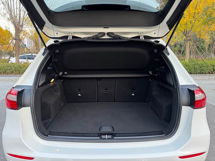 Mercedes-Benz B-Class 2022 2022款 B 180 时尚型