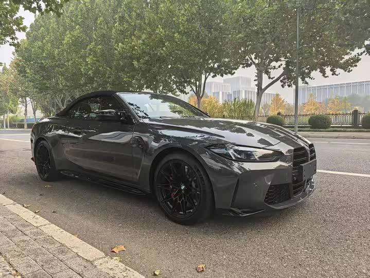 BMW M4 2024 2024款 M4敞篷轿跑车 M xDrive 雷霆版
