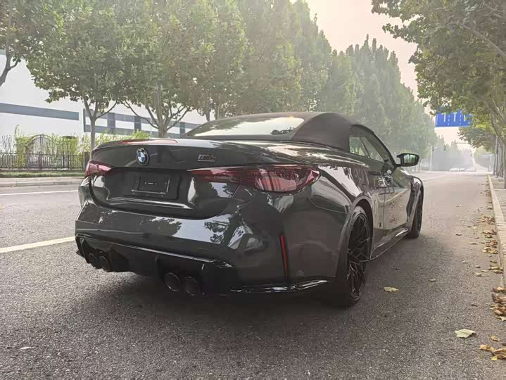 BMW M4 2024 2024款 M4敞篷轿跑车 M xDrive 雷霆版