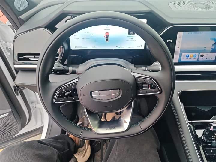 Geely Monjaro 2025 2025款 东方曜 2.0TD 自动揽星版