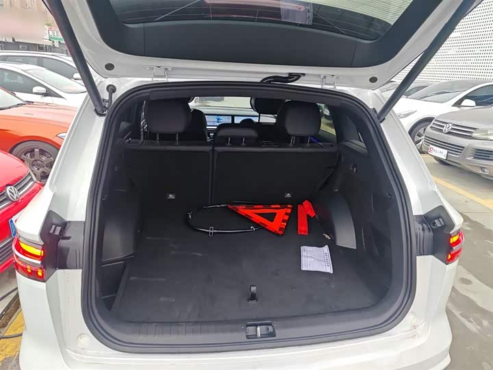 Geely Monjaro 2025 2025款 东方曜 2.0TD 自动揽星版