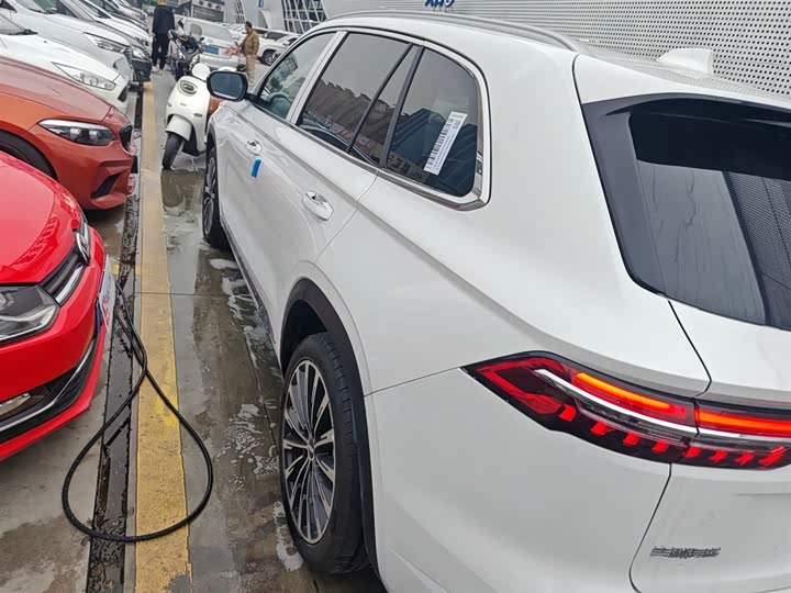 Geely Monjaro 2025 2025款 东方曜 2.0TD 自动揽星版