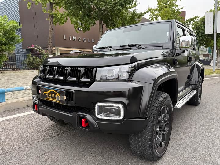 BAIC Beijing BJ40 2024 2024款 2.0D 刀锋英雄荣耀版
