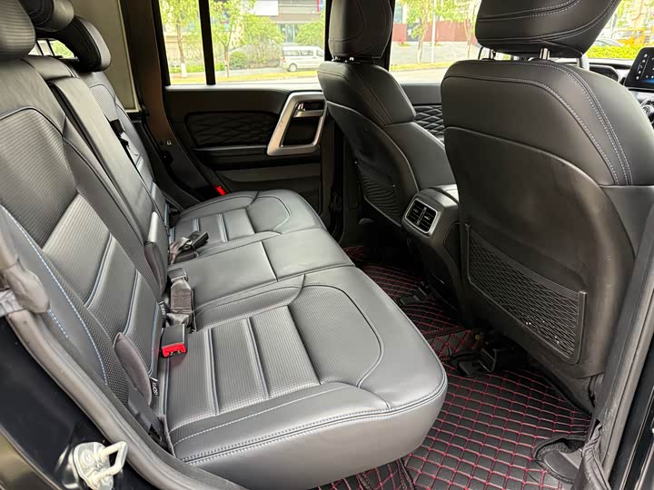 BAIC Beijing BJ40 2024 2024款 2.0D 刀锋英雄荣耀版