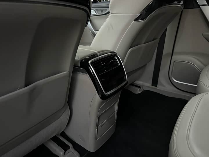 Geely Jiaji Hybrid 2021 2021款 ePro 1.5TD PHEV 耀享型