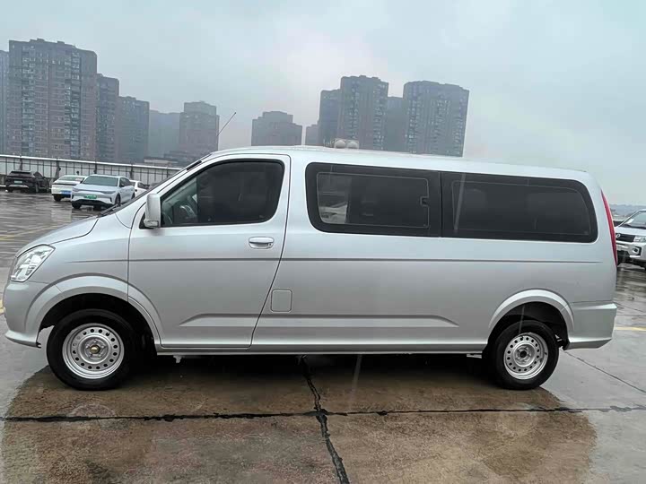 Foton G5 2021 2021款 2.0L汽油商运版5座多用途乘用车1TZS