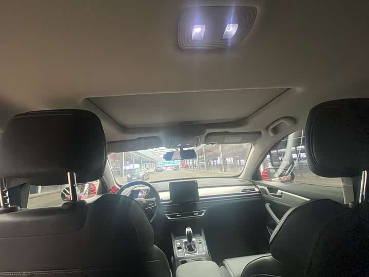 BYD Qin Pro 2020 2020款 超越版 1.5TI 自动尊贵型