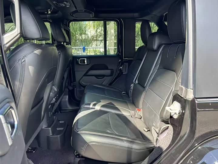 Jeep Wrangler Hybrid 2021 2021款 四门 2.0T 4xe 撒哈拉先行版