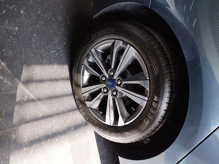 Ford Escort 2021 2021款 1.5L 自动钻石版