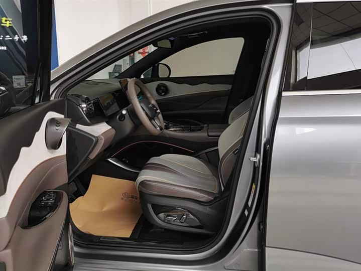 BYD Frigate 07 2024 2024款 荣耀版 DM-i 100KM 豪华型