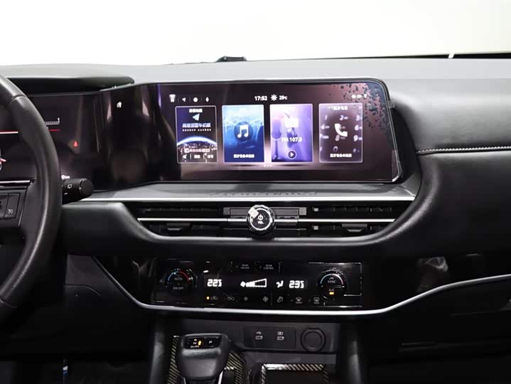 Nissan Pathfinder 2024 2024款 380VC-TURBO 两驱智悦版 6座