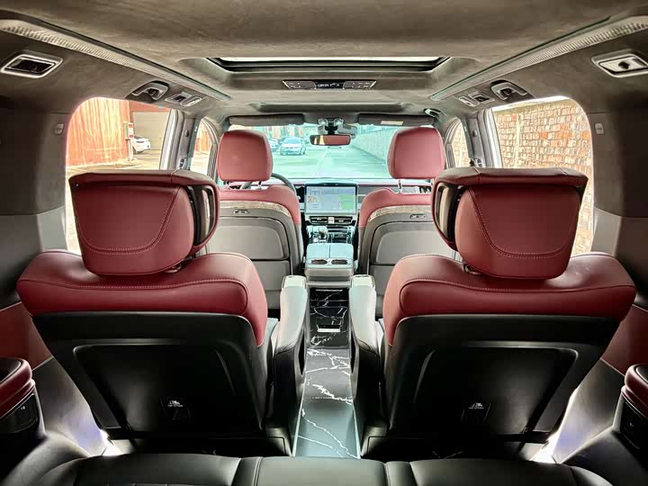 GAC Trumpchi M8 2024 2024款 宗师系列 双擎 旗舰版