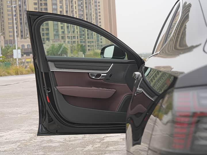 Volvo S90 2026 2026款 B5 智逸豪华版