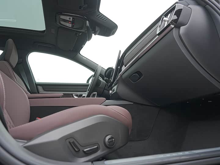 Volvo S90 2026 2026款 B5 智逸豪华版