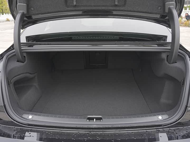 Volvo S90 2026 2026款 B5 智远豪华版