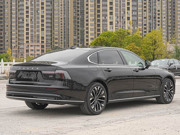 Volvo S90 2026 2026款 B5 智远豪华版