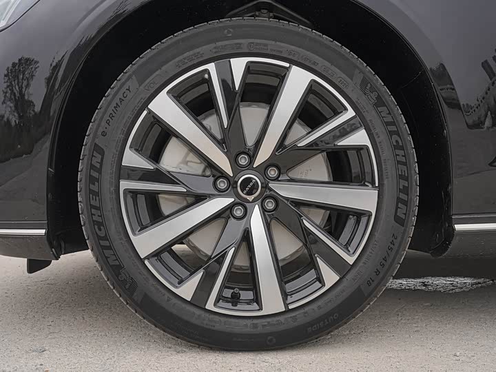 Volvo S90 2026 2026款 B5 智逸豪华版