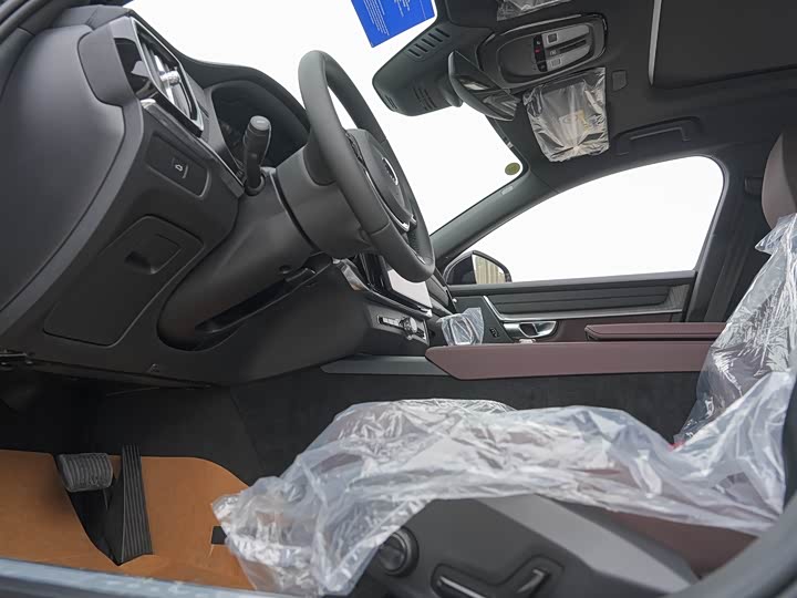 Volvo S90 2026 2026款 B5 智逸豪华版