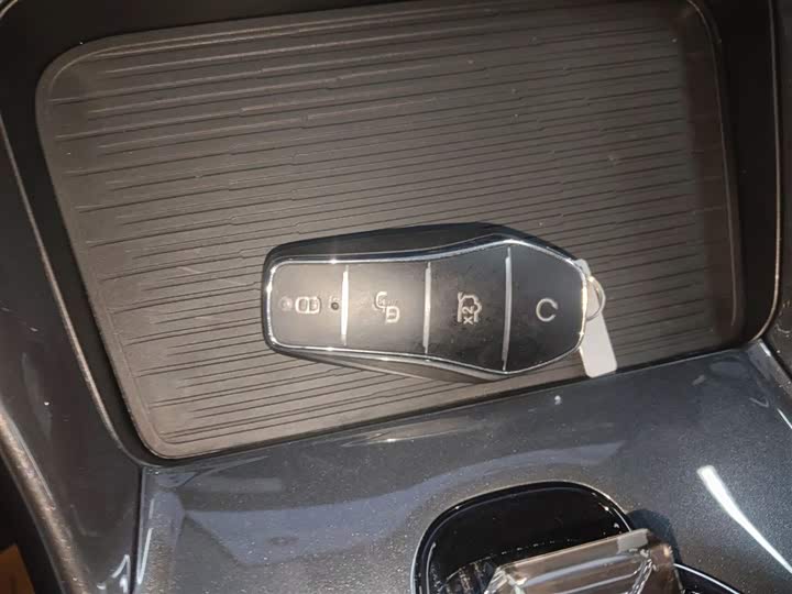 BYD E2 2023 2023款 豪华型