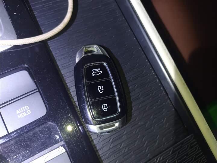 Hyundai Mistra 2021 2021款 1.8L CVT LUX尊贵版