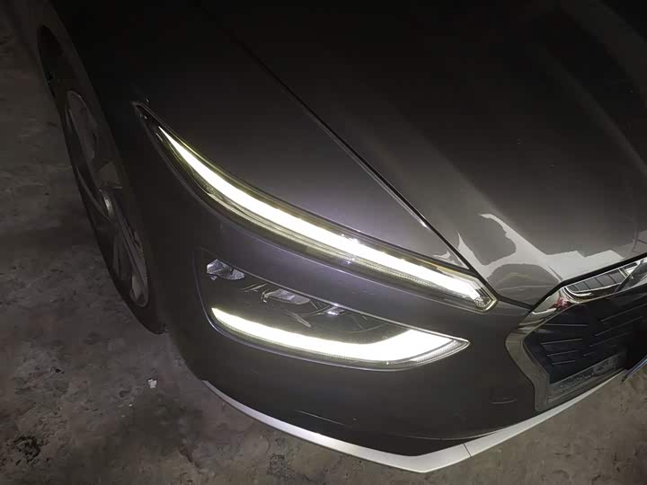 Hyundai Mistra 2021 2021款 1.8L CVT LUX尊贵版