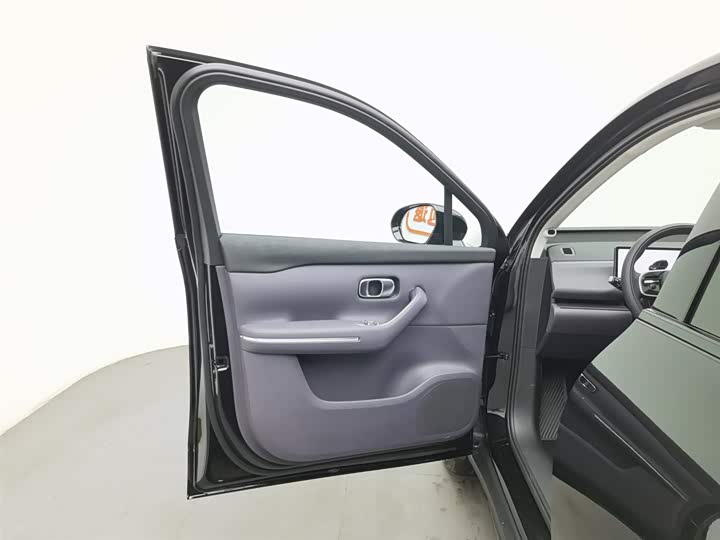 Leapmotor C16 2026 2026款 增程 280激光雷达智尊版 5座