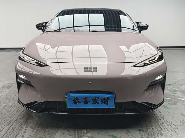 Geely Galaxy E8 2024 2024款 550km 后驱龙腾版