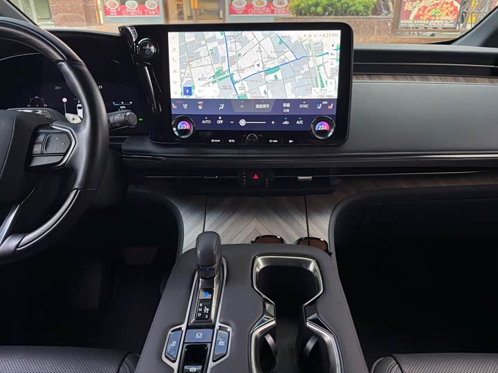 Lexus LM 2023 2023款 350h 七座隽雅版