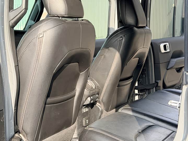 Jeep Wrangler Hybrid 2021 2021款 四门 2.0T 4xe 撒哈拉