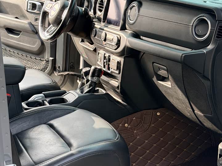 Jeep Wrangler Hybrid 2021 2021款 四门 2.0T 4xe 撒哈拉