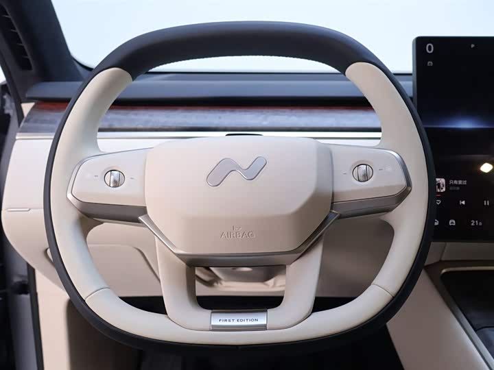 Nio Onvo L90 2025 2025款 Ultra 六座版