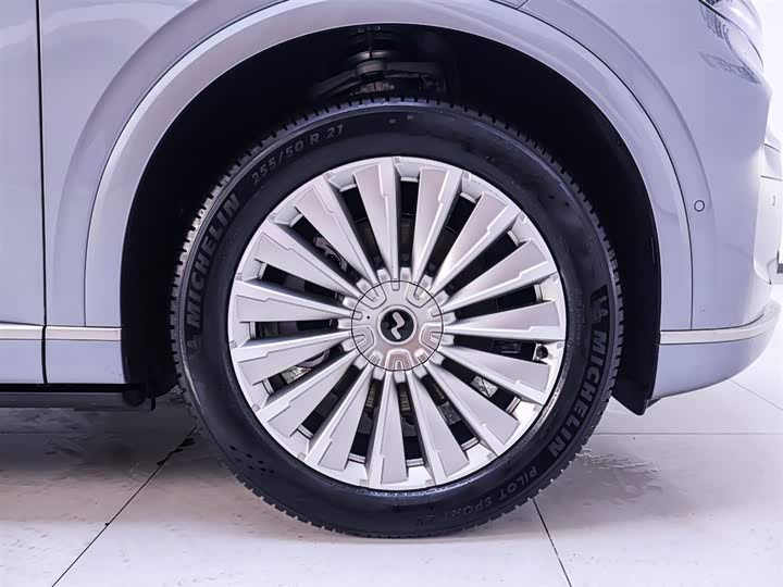 Nio Onvo L90 2025 2025款 Ultra 六座版