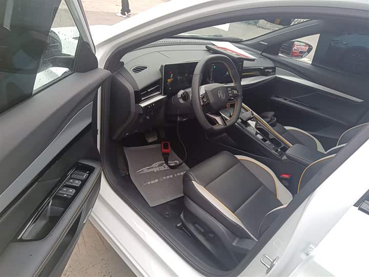 MG Motor 5 Scorpio 2022 2022款 1.5T Trophy运动豪享版