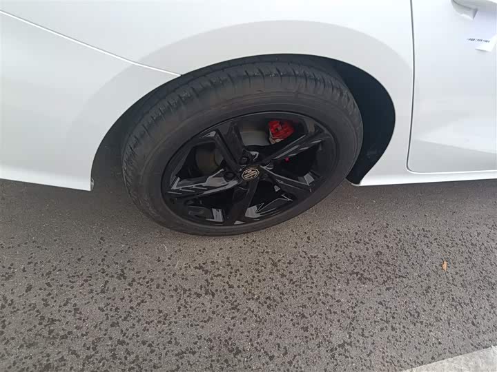 MG Motor 5 Scorpio 2022 2022款 1.5T Trophy运动豪享版