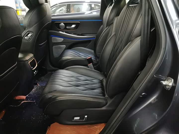 Exeed VX 2024 2024款 国际版 400T 四驱星尊 6座