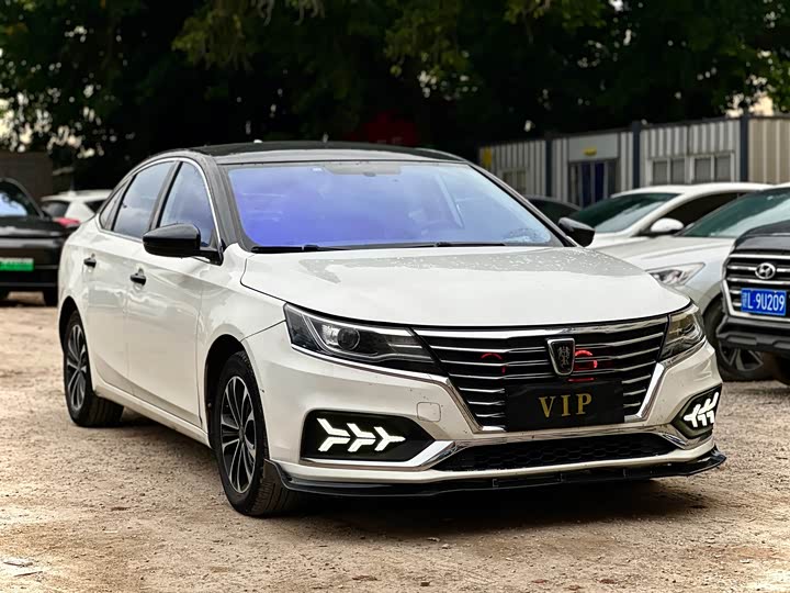 Roewe i6 2019 2019款 PLUS 1.6L CVT 4G互联豪华大赞版