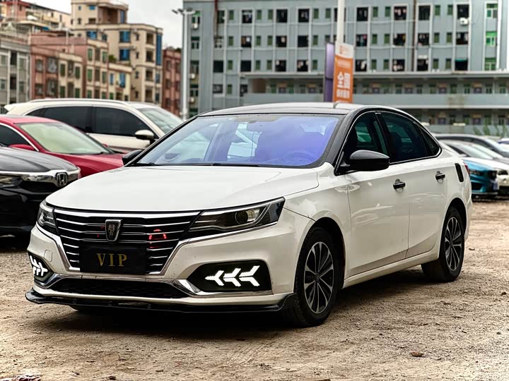 Roewe i6 2019 2019款 PLUS 1.6L CVT 4G互联豪华大赞版